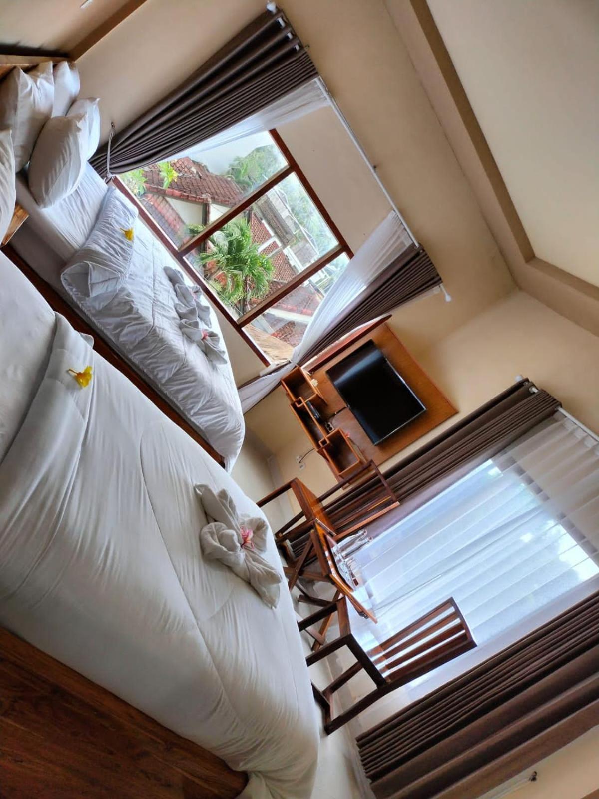 Semilir Inn Senggigi Exterior photo