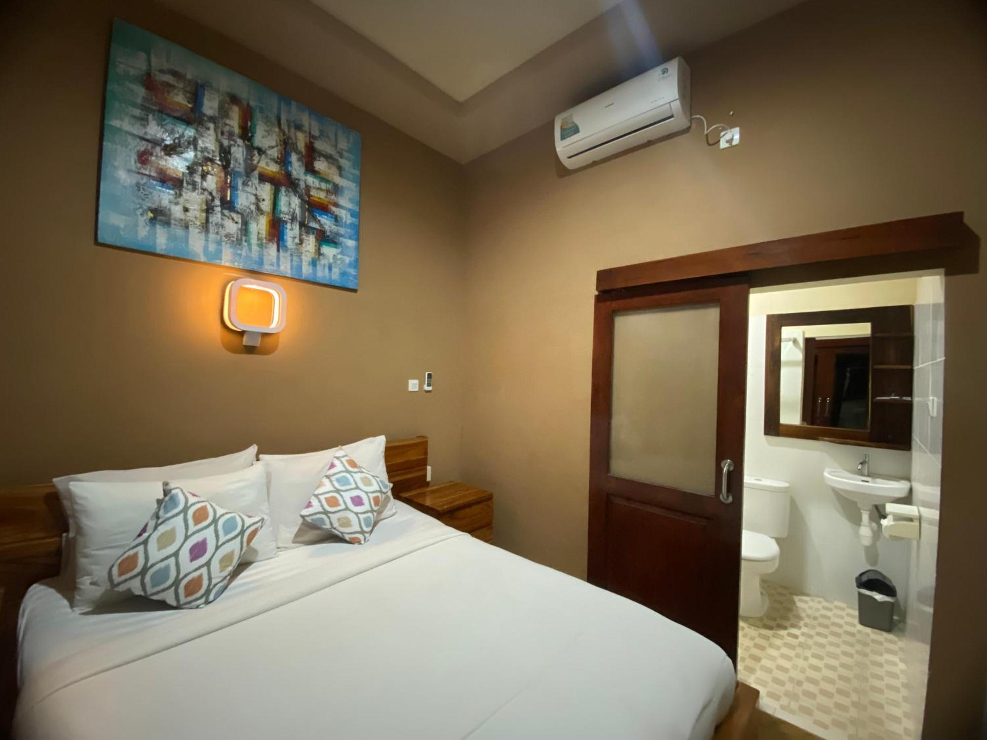 Semilir Inn Senggigi Exterior photo