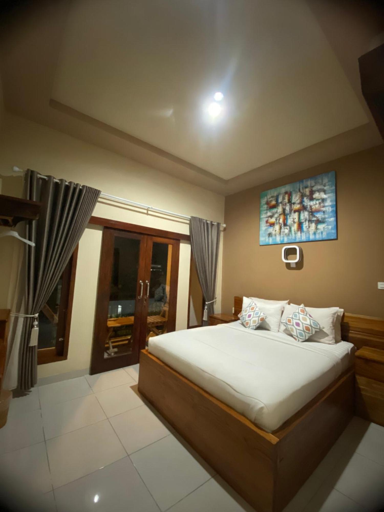 Semilir Inn Senggigi Exterior photo